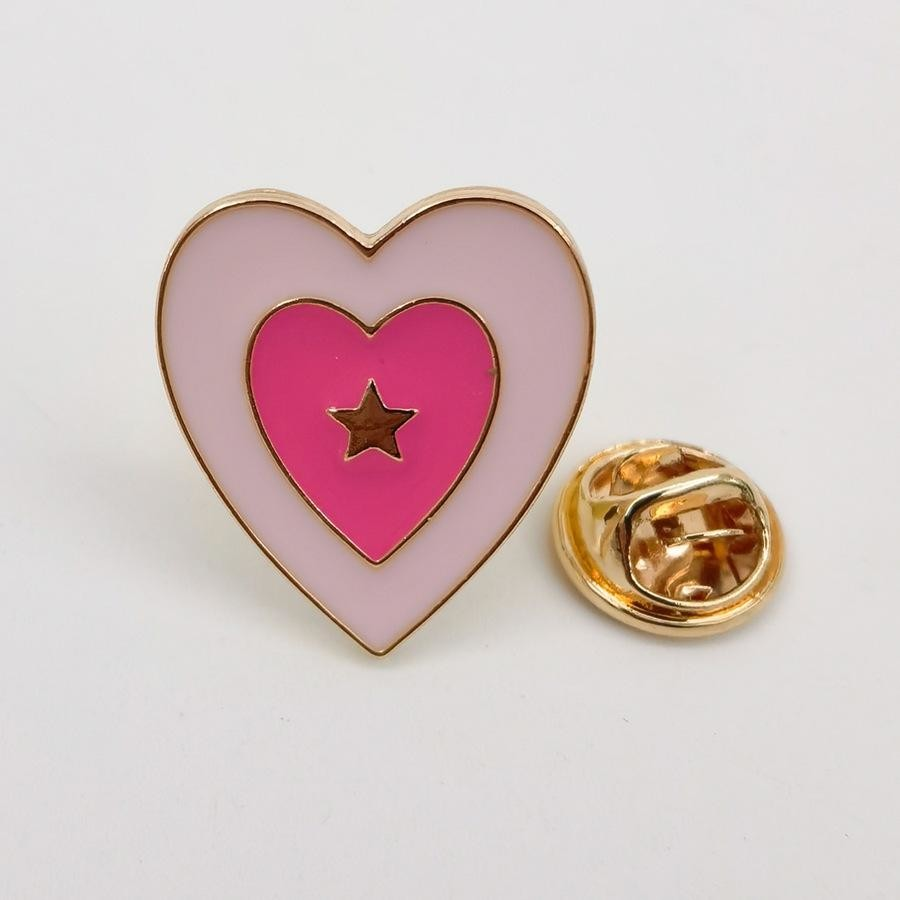 Urban Heart Memento Pin Pink